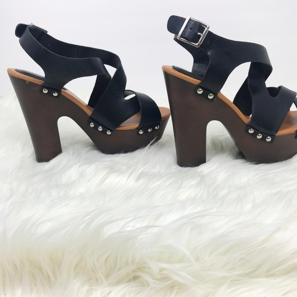 Breckelle's Renee Chunky High Heel Platform Sandle - Picture 7 of 8